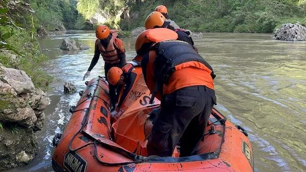 tim sar gabungan menemukan korban yang tenggelam di Sungai Walanae (Dok:Ist)