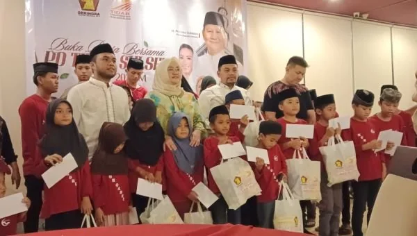 Pengurus Tidar Provinsi Sulsel saat Buka Puasa dan Santunan Anak Yatim (Dok: Sinta KabarMakassar).