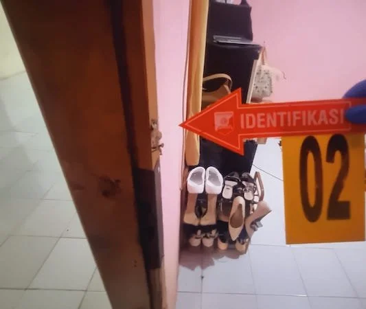 Polisi Olah TKP Dan Pasang Police Line