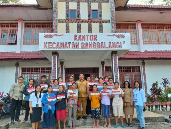 Penyaluran KKS BPNT. (Dok: Jerni)