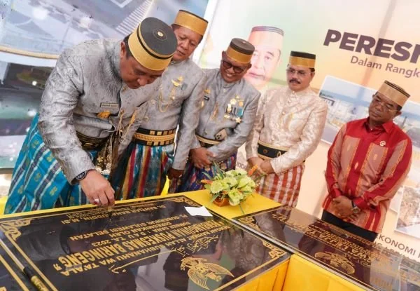 Pj Gubernur Sulsel, Bahtiar Baharuddin resmikan proyek di Soppeng.