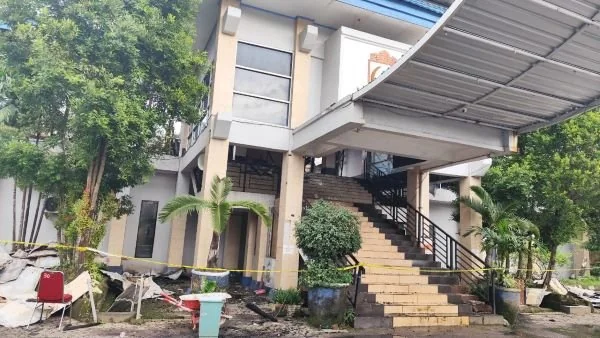 Suasana Kantor Disdik Makassar usai alami kebakaran (Dok : Hanifah KabarMakassar).