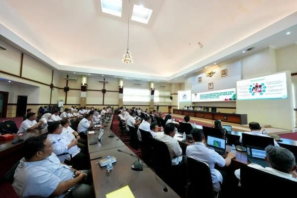 Rapat koordinasi investasi pengembangan sapi perah di Kantor Gubernur Sulsel (Dok: Ist).