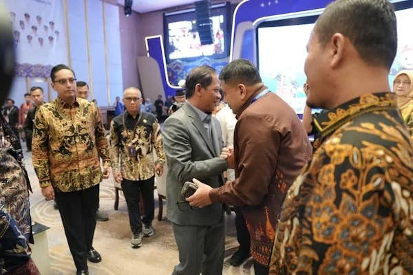Menghadiri Kegiatan Dialog Kota Tangguh Bersama Mendagri dan Menko Pangan Dirangkaian dari Rakernas XVIII Asosiasi Pemerintah Apeksi Tahun 2026, (Dok: Ist).