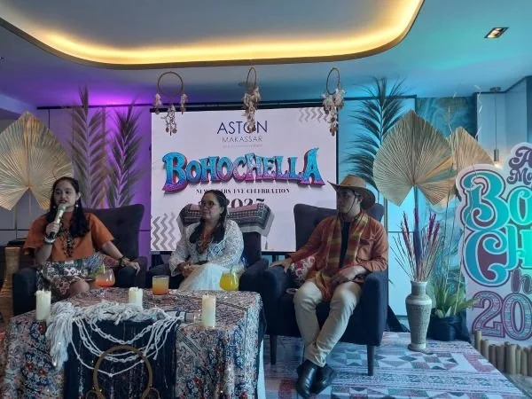 Pihak Aston Makassar saat konferensi pers (Dok : Ist).