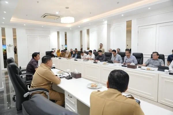Rapat Koordinasi Antara Pemerintah Kota Makassar dan Pemprov Sulsel Terkait Jembatan Barombong (Dok: Ist).