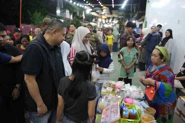 Wali Kota Makassar, Munafri Arifuddin saat menghadiri Malam Weekend Kuliner Lorong 37 (Dok: Ist).