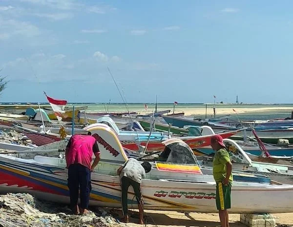 Nelayan di Kodingareng Makassar (Dok : KabarMakassar).