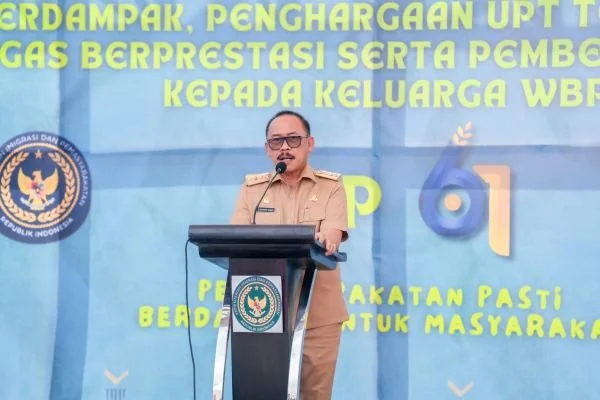 Gubernur SDK saat menghadiri  peringatan Hari Bhakti Pemasyarakatan ke-61, di Rutan Kelas IIB Mamuju (Dok : Ist).
