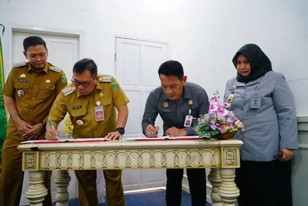 Penandatanganan nota kesepakatan Kemenkum Sulsel dan Pemkab Takalar (Dok : Ist).