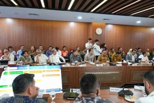 Wali Kota Makassar, Munafri Arifuddin saat Mengikuti Rakortas (Dok: Ist).