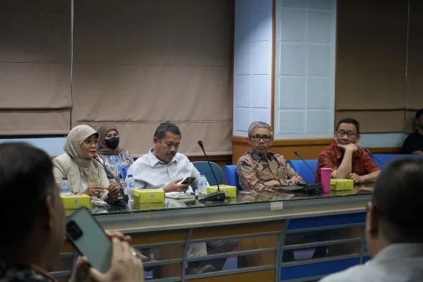 Rapat Koordinasi Kesiapan Unhas sebagai Tuan Rumah Kegiatan Pelatihan Kepemimpinan Fakultas Menuju Kelas Dunia (Dok : Ist).