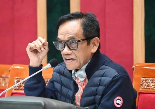 Anggota Komisi X DPR RI, Asal Sulsel Ir. H. La Tinro La Tunrung, (Dok: Ist).