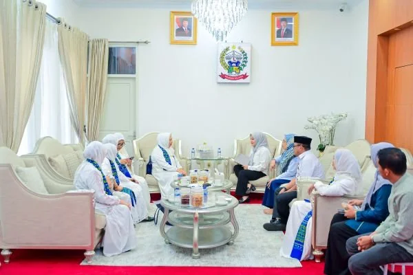 Pertemuan Wagub Sulsel Fatmawati Rusdi bersama Pengurus Wilayah BKMT Sulawesi Selatan (Dok : Ist)