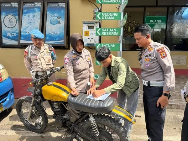 Pemuda yang viral lantaran tak mau ditilang oleh Polantas Maros (Dok: Ist).