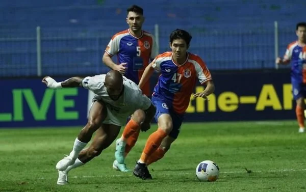 Persib Bandung Tahan Imbang Port FC (Dok : Int).