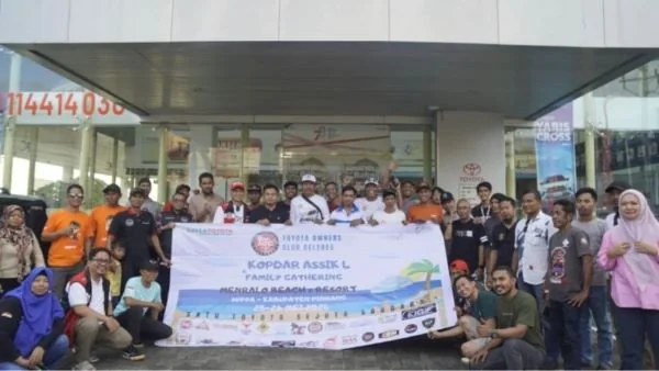 Kegiatan Touring & Kopdar Assik 4 Yang diselenggarakan Toyota Owner Club Celebes pada 25-26 Mei 2024 di Pantai Menralo, Kabupaten Pinrang.