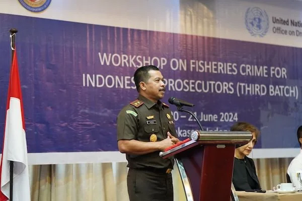 Kepala Kejaksaan Tinggi Sulawesi Selatan Agus Salim dalam kegiatan pelatihan aparat penegak hukum terkait peningkatan kapasitas penanganan tindak pidana pada sektor perikanan di Makassar. Dok IST