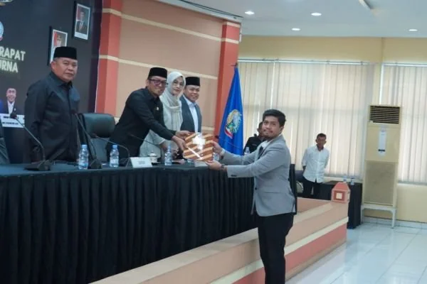 Rapat paripurna penetapan Rencana Kerja 2026 DPRD Sulsel (Dok : Ist).