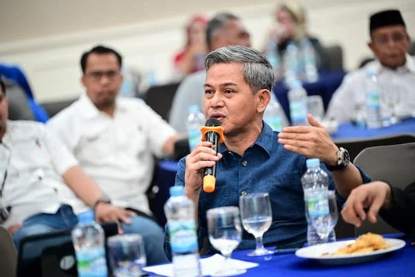 Andi Januar Jaury Dharwis akhirnya angkat, Dok Istimewa.