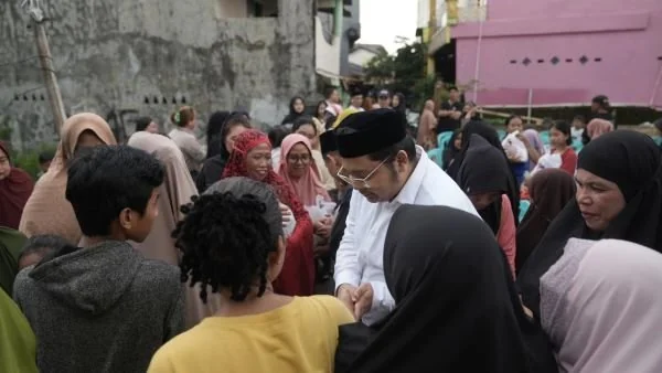 PSI Sulsel Bagi-bagi Sembako (Dok: Ist).
