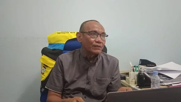 Plt Kepala Bagian Distribusi dan Kehilangan Air (DKA) PDAM, Wahidin (Dok: Sinta KabarMakassar).