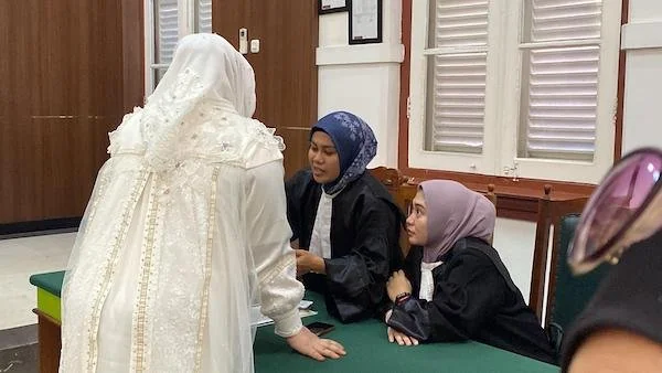 terdakwa Mira Hayati jalani sidang di PN Makassar (Dok: Atri KabarMakassar)