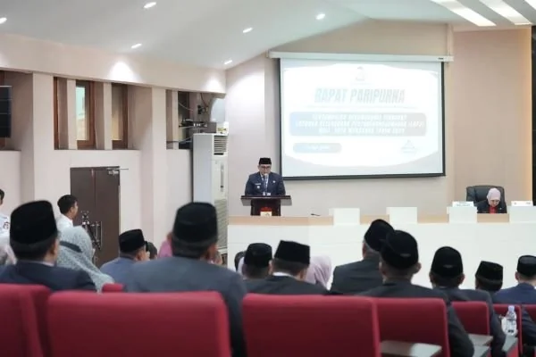 Wali Kota Makassar Munafri Arifuddin saat Memberikan Sambutan pada Rapat Paripurna Pansus LKPJ (Dok: Ist).