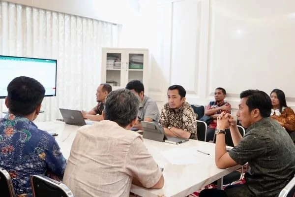 Pembahasan Preservasi 20 Ruas Jalan MYC Paket 6 (Dok: Ist)