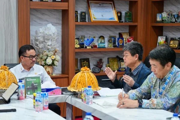 Pertemuan Sekrpov Sulsel Jufri Rahman bersama Konsulat Jenderal Jepang di Makassar, Ohashi Koichi (dok. Ist)