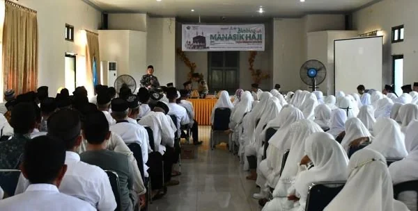 Calon jemaah haji Luwu Utara saat mengikuti Manasik Haji (Dok : Ist).
