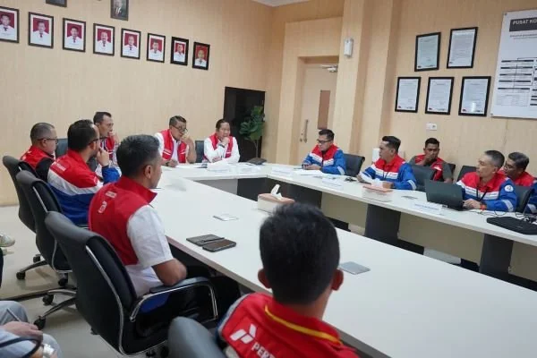 Pertamina Patra Niaga Regional Sulawesi menerima kunjungan jajaran Direksi dan Komisaris PT Pertamina Patra Niaga di Aviation Fuel Terminal (AFT) Hasanuddin. (Dok: Ist)