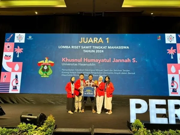 Mahasiswa Unhas juara 1 Lomba Riset Sawit Nasional Tingkat Mahasiswa Tahun 2024 (Dok : Ist).