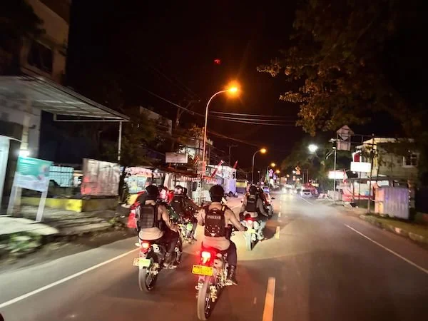 Patroli gabungan di Mamuju Kota yang dilakukan personel Gabungan di malam hari (dok:ist)