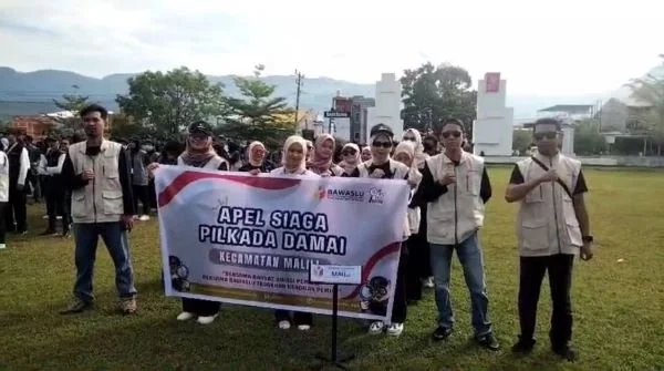 Apel Siaga Pengawasan yang berlangsung di Lapangan Merdeka, Malili, Luwu Timur (Dok : Ist).