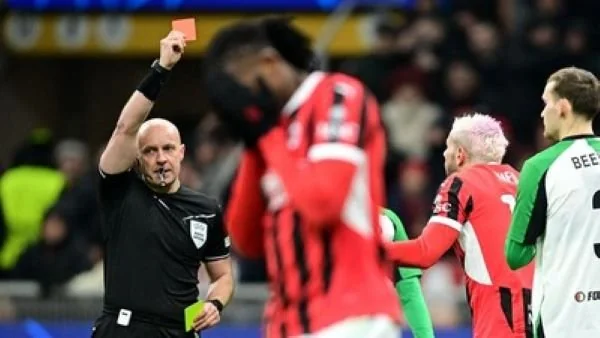 Theo Hernandez menjadi sorotan dalam pertandingan AC Milan vs  Feyenoord (Dok : int).
