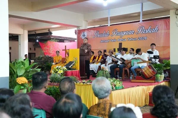 Wali Kota Makassar, Munafri Arifuddin, menghadiri Perayaan Paskah di Gereja Jemaat Tallo Batua (Dok: Ist).