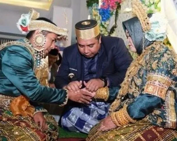 Bupati Maros saat  nikah massal, pada 10 November 2023 lalu.