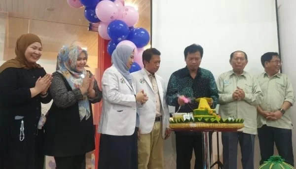 Klinik Wirahusada Medical Center saat meresmikan layanan program kehamilan modern (Dok : Ist).