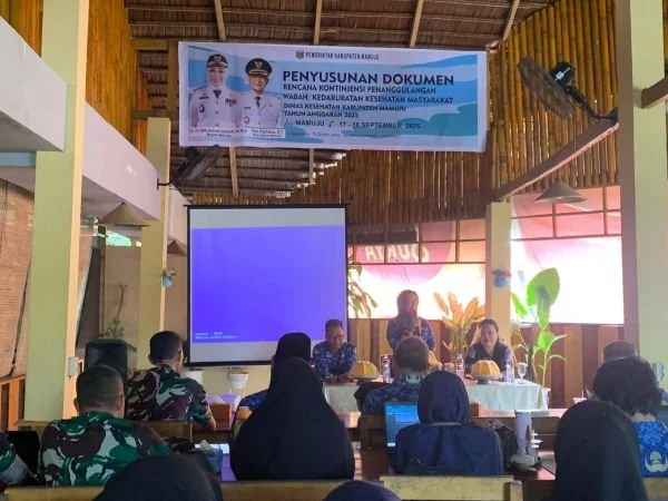 Penyusunan dokumen Rencana Kontinjensi (Renkon) Penanggulangan Wabah Penyakit Infeksi Emerging (Dok : Ist).