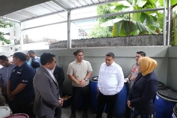 Wali Kota Makassar, Munafri Arifuddin, saat Membuka Kegiatan Sosialisasi Pengelolaan Sampah Organik menjadi Eco Enzyme di Hotel Mercure, (Dok: KabarMakassar).