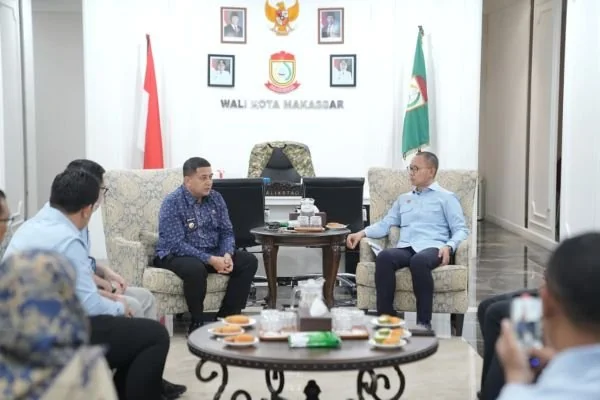 Wakil Ketua MPR RI, Eddy Soeparno, dan Wali Kota Makassar Munafri Arifuddin, (Dok: Ist).