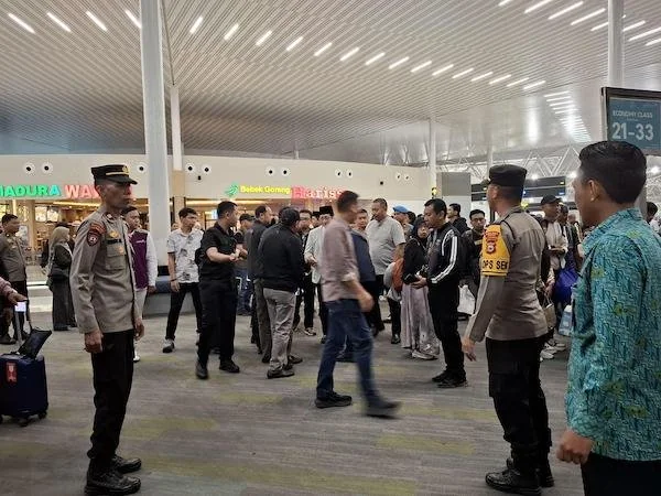 pengamanan menteri agama di bandara sultan Hasanuddin Makassar (Dok:Ist)