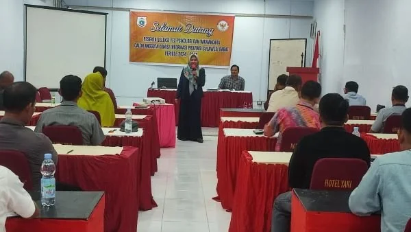 Calon Anggota Komisi informasi Sulbar saat mengikuti rangkaian tes (Dok : Ist).