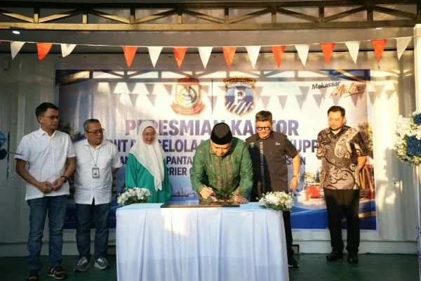 Wali Kota Makassar Munafri Arifuddin saat Peresmian Kantor Unit Pelayanan Parkir (UPP) Anjungan Pantai Losari Kota Makassar (Dok: Ist)