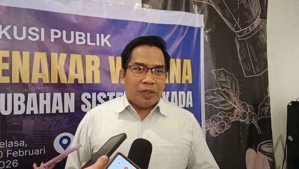 Pakar Komunikasi Politik, Prof. Dr. H. Firdaus Muhammad (Dok: Sinta KabarMakassar).