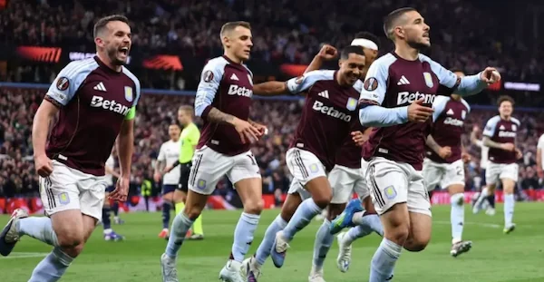 Selebrasi para pemain Aston Villa setelah berhasil mencetak gol ke gawang Nottingham Forest (Sumber: web/espn.com)