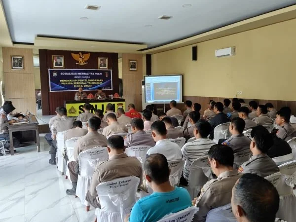 Seksi Profesi dan Pengamanan (Propam) Polres Sinjai menggelar sosialisasi terkait netralitas anggota Polri dalam rangka Pilkada Serentak 2024 (Dok : Ist).
