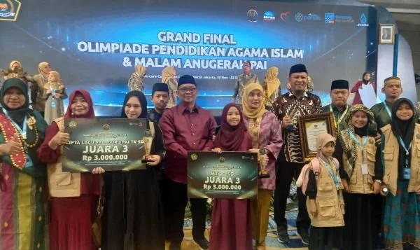 Tiga Wakil Sulsel Raih Juara di Olimpiade dan Lomba PAI 2025. (Dok: Ist)