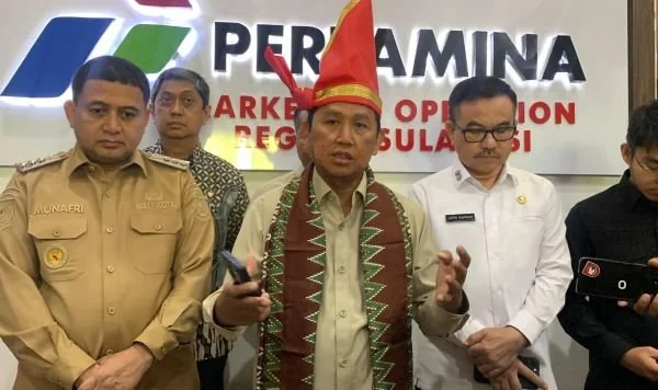 Sekretaris Menteri Koperasi Ahmad Zabadi dalam wawancara usai membuka Rapat Koordinasi Regional Koperasi Merah Putih di Kantor Pertamina Patra Niaga Regional Sulawesi,(Dok: Syamsi KabarMakassar)